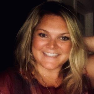 Meet your Posher, Whitney